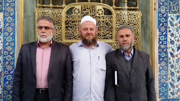 Hak Bir Sen’den Eyüp Sultan’da Dua